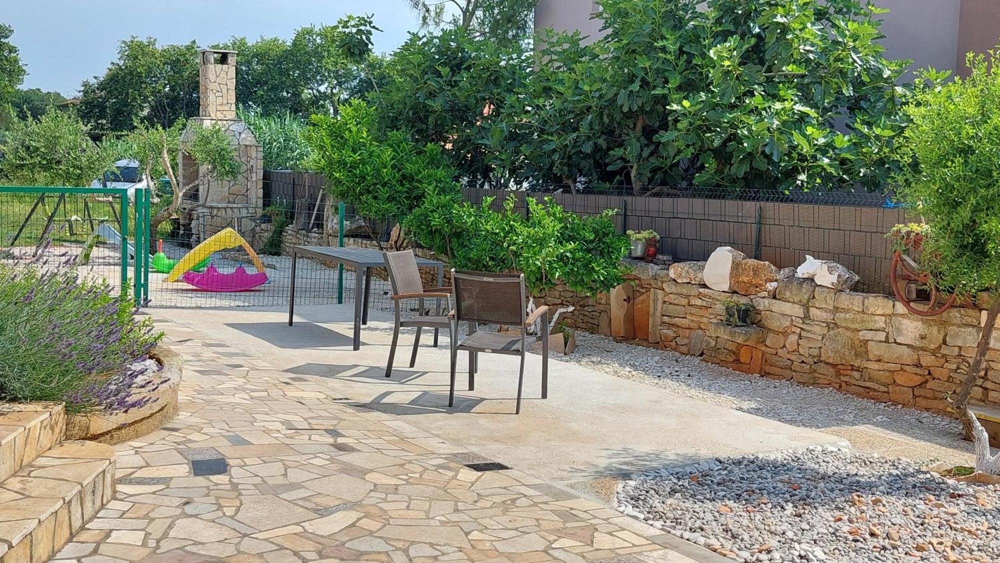 Apartmani B&B Ližnjan Extérieur photo