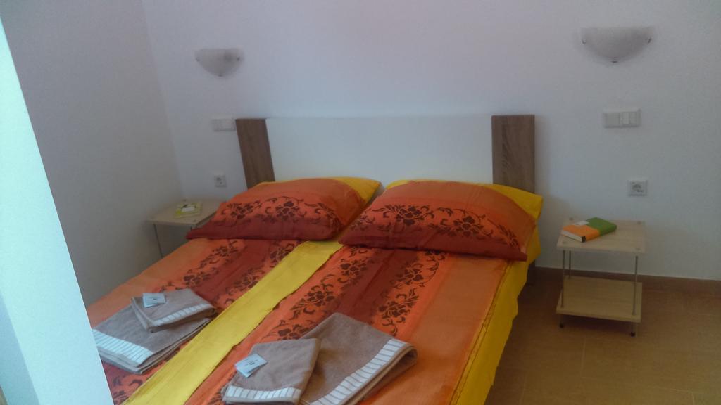 Apartmani B&B Ližnjan Extérieur photo