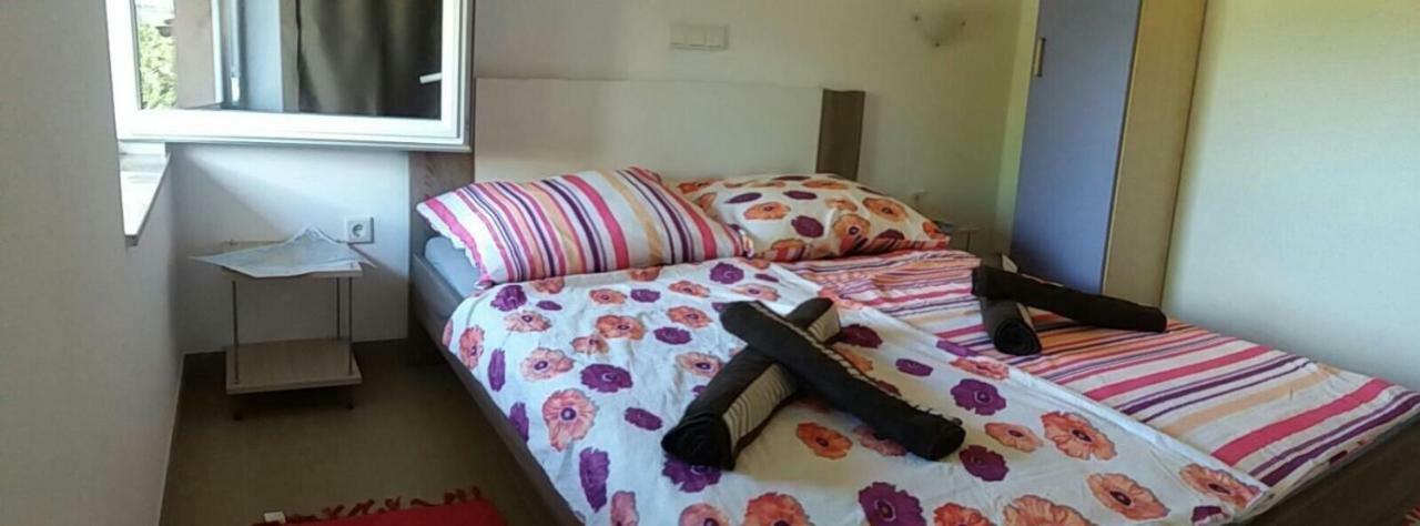 Apartmani B&B Ližnjan Extérieur photo