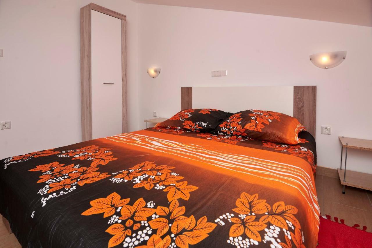 Apartmani B&B Ližnjan Extérieur photo