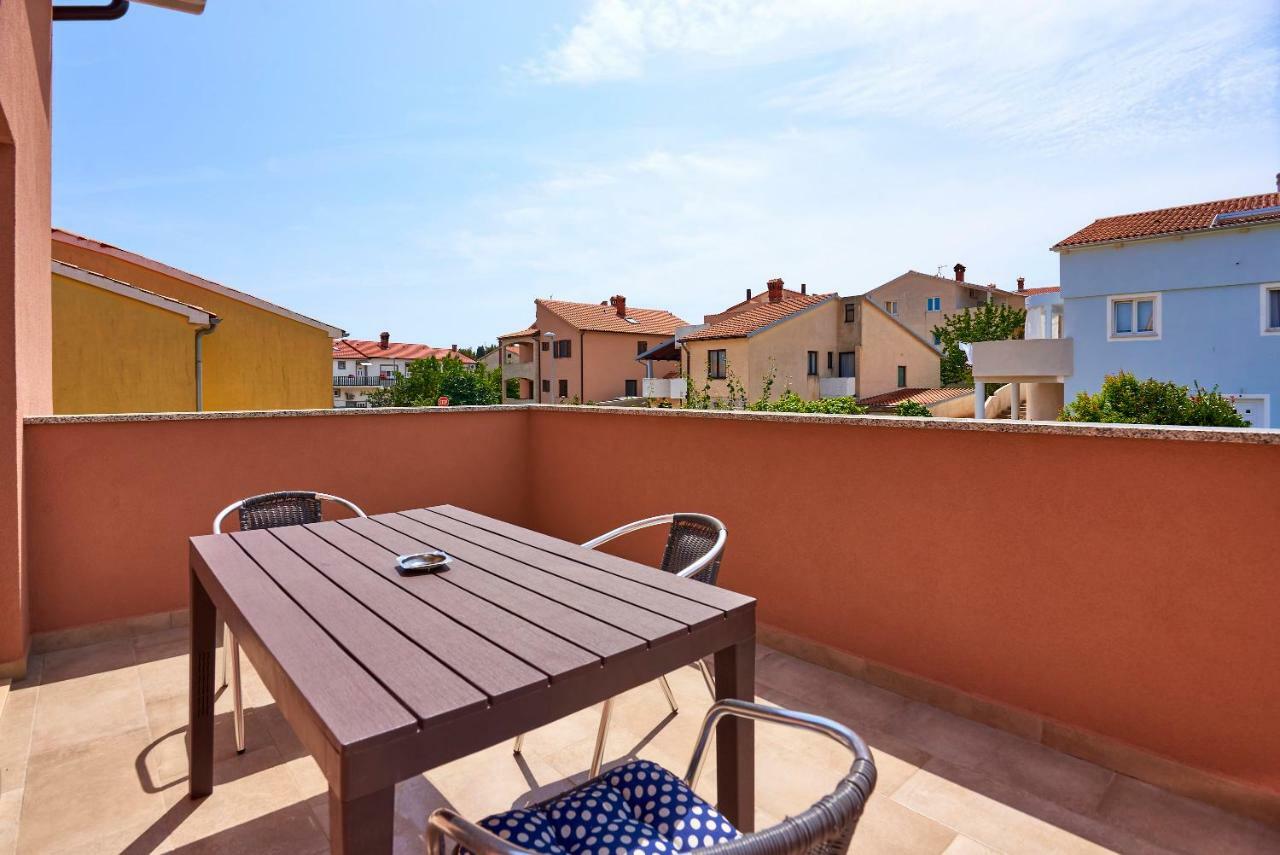 Apartmani B&B Ližnjan Extérieur photo